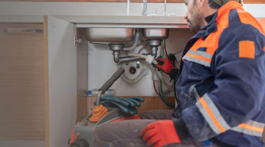 Professional slab leak plumber services in Greenwell Springs, LA